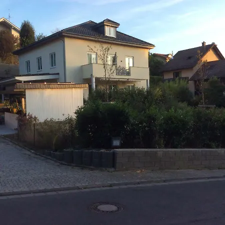 Komfortabele Ferienwohung Fur Max 4 Personen, Waldnahe Διαμέρισμα Bad Kreuznach